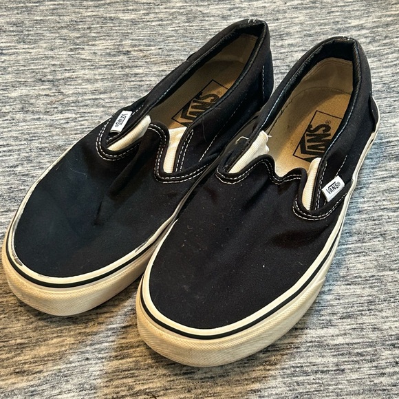 Vans Shoes - Vans Classic Slip Ons Size 6.5 men’s / 8 ladies